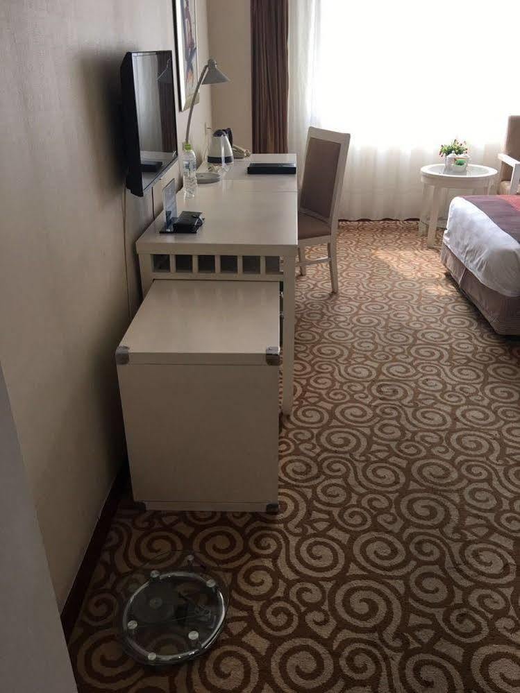 Beijing Spring Hotel 外观 照片